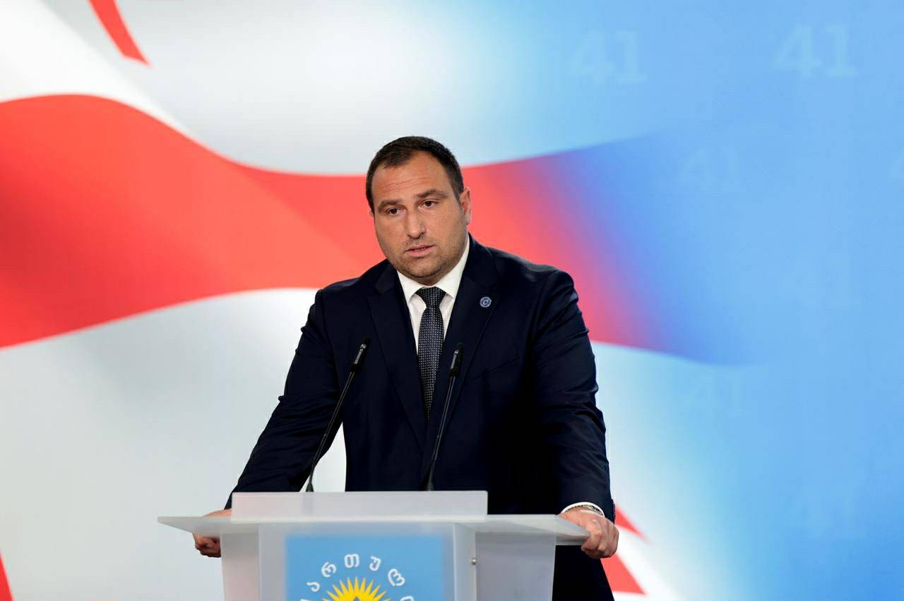 ირაკლი კირცხალია - ქიმიური თავდასხმის დროს "კამიტით მოწამლული”აკაცუკი 1 წლის თავზე მოვლენებს პირდაპირ ეთერში იხსენებს