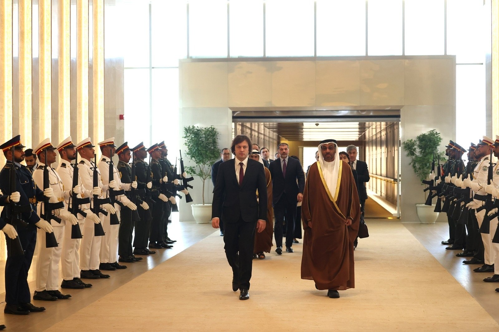 Frontnews - Similar news image