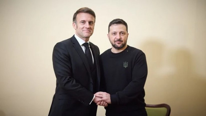 Frontnews - Similar news image