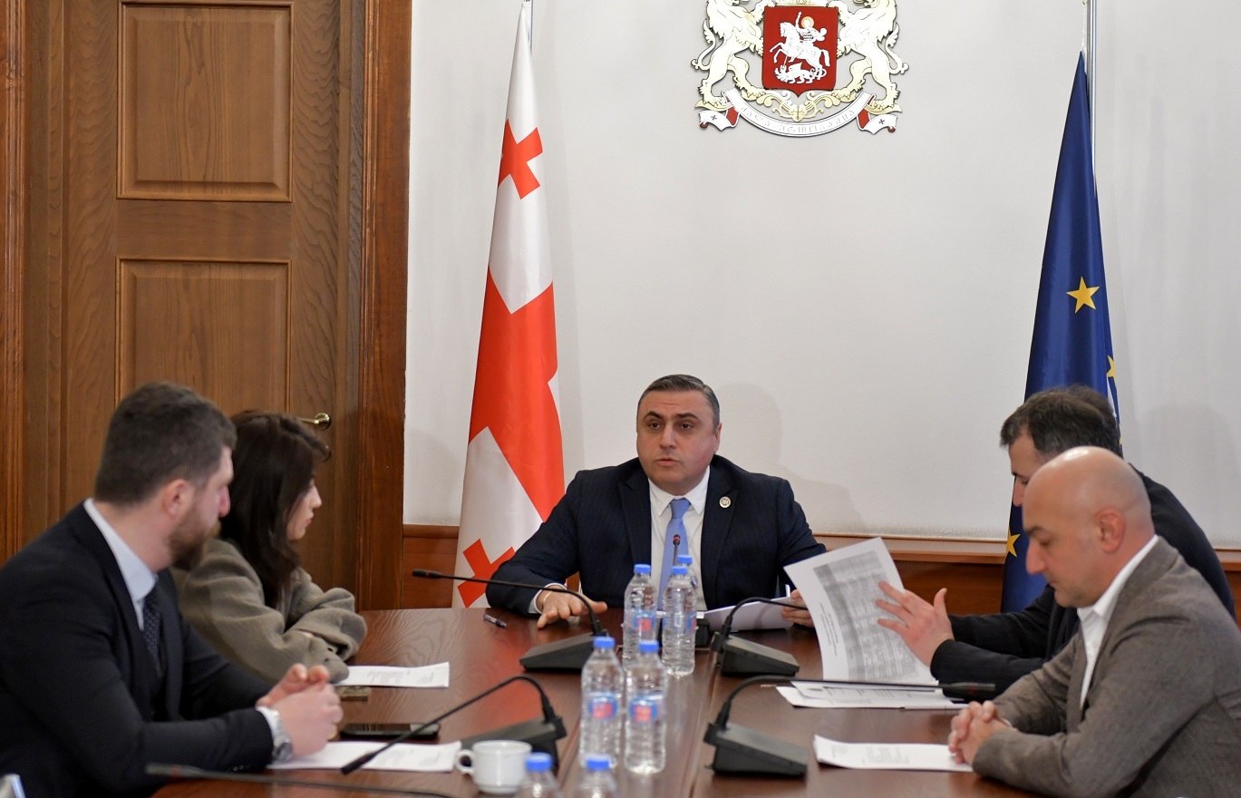 Frontnews - Similar news image