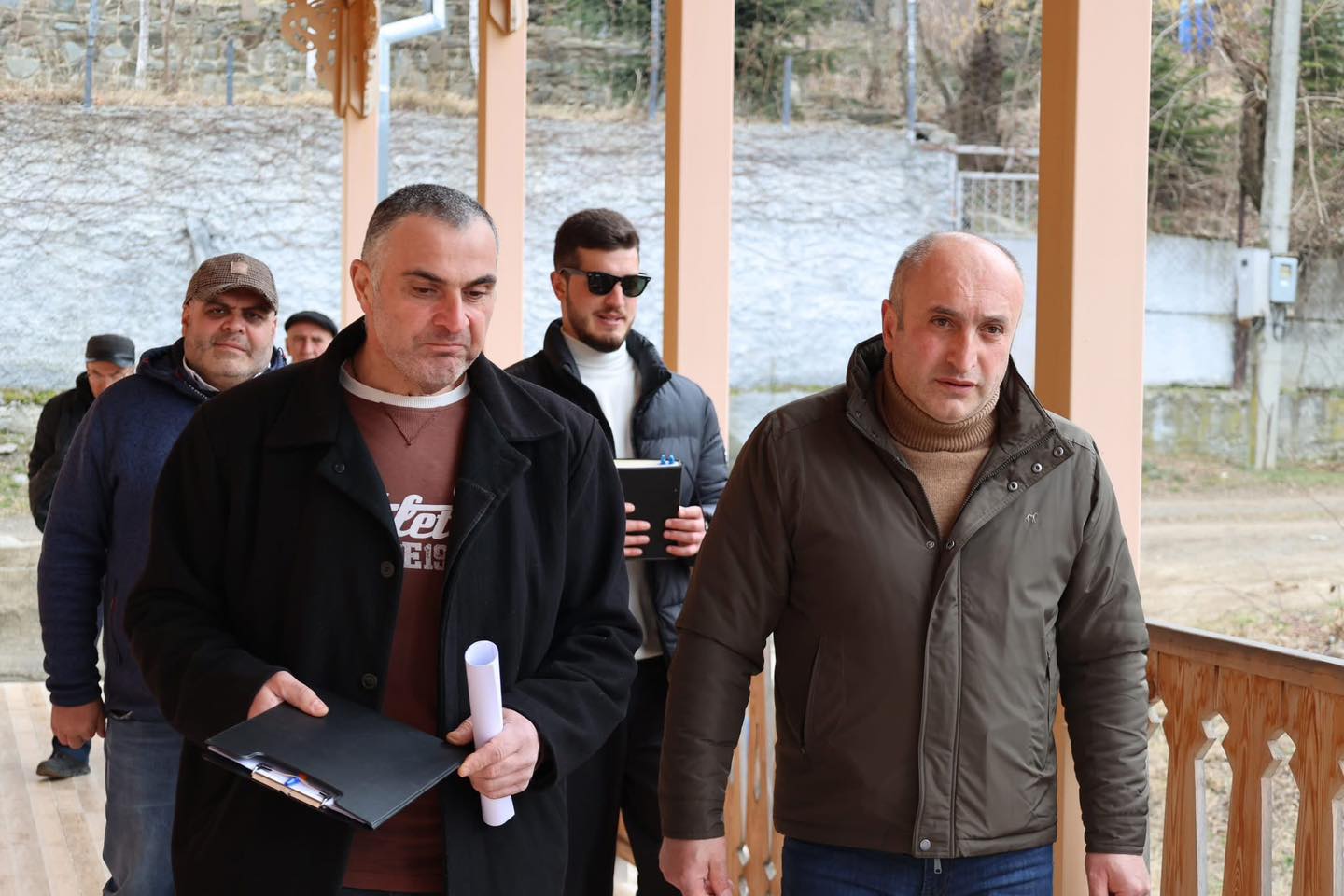 Frontnews - Similar news image