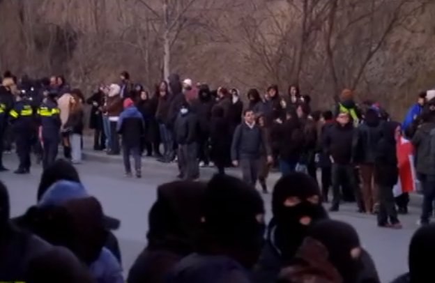 “თბილისი მოლთან” აქციის რამდენიმე მონაწილე დააკავეს