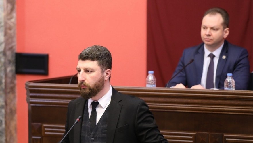 არჩილ გორდულაძე – როდესაც ამ ქვეყანაში არსებობს ქაქუცა ჩოლოყაშვილი და სხვა არაერთი გმირი, ლაზარე გრიგორიადისი ვერასდროს გახდება გმირი