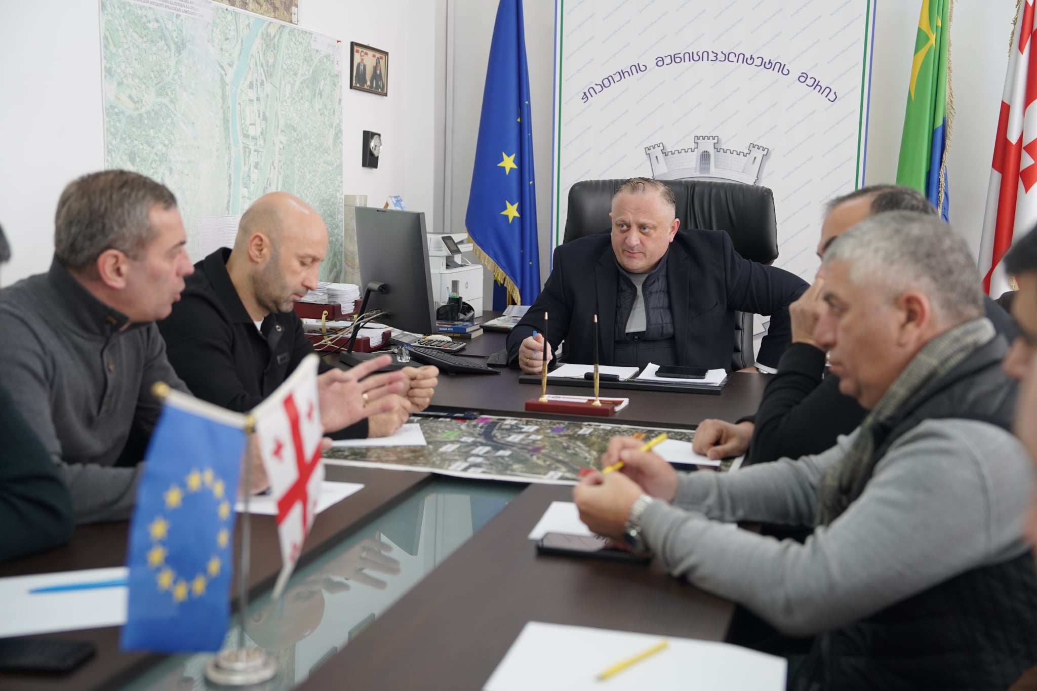 ჭიათურის მუნიციპალიტეტის მერიაში დიდთოვლობასთან დაკავშირებით შექმნილი საკოორდინაციო შტაბის სხდომა გაიმართა
