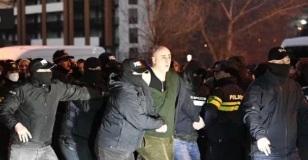 ნიკა მელია გაათავისუფლეს