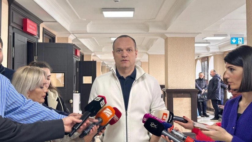 Frontnews - Similar news image