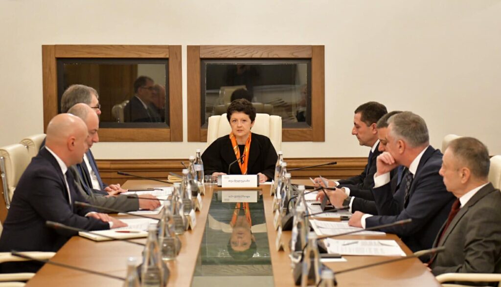 Frontnews - Similar news image