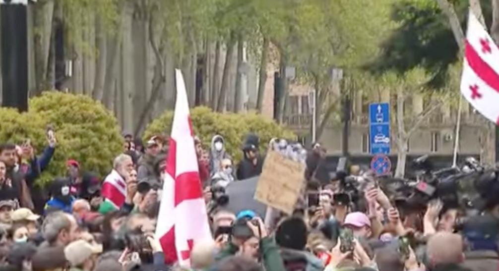 Georgians hold vigil to mark April 9 tragedy, renewing calls for democracy, freedom