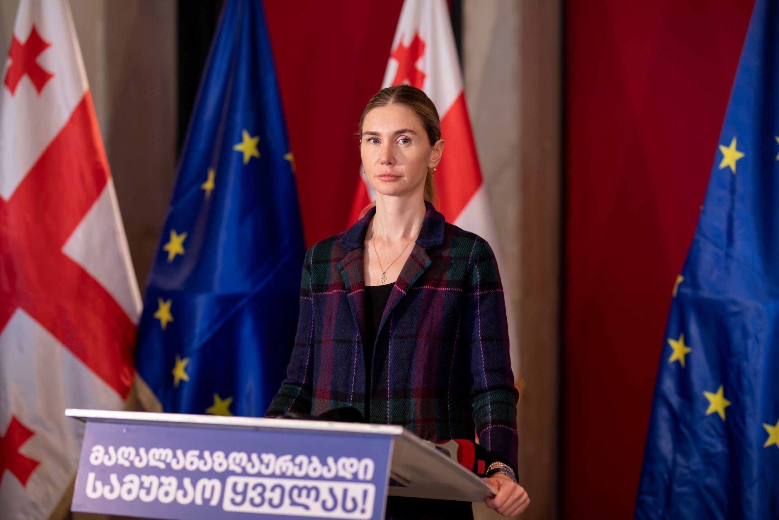 Frontnews - Similar news image