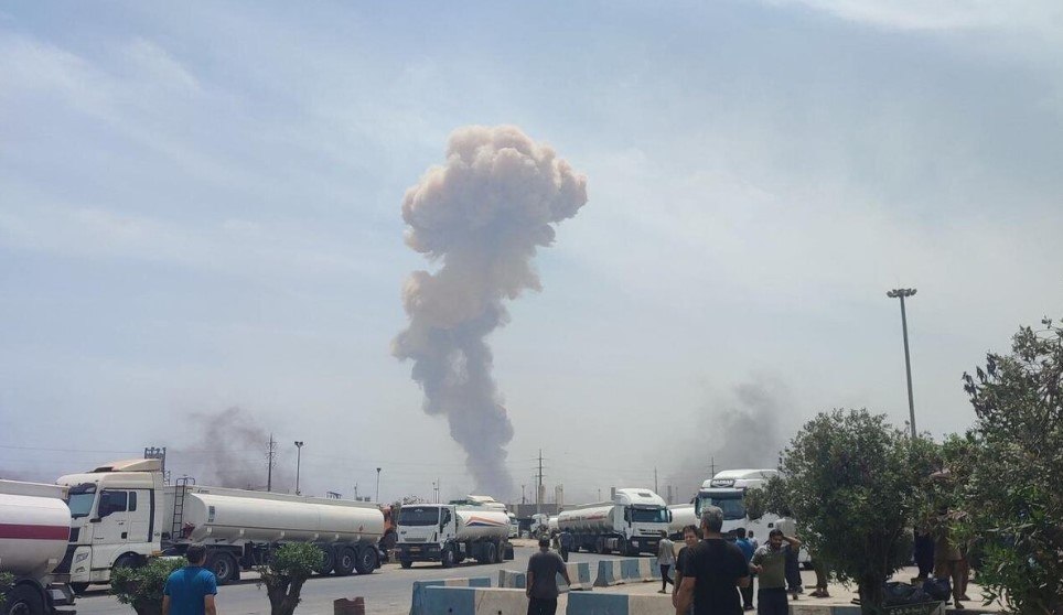 Massive explosion at Iranian port leaves 4 dead, over 500 injured