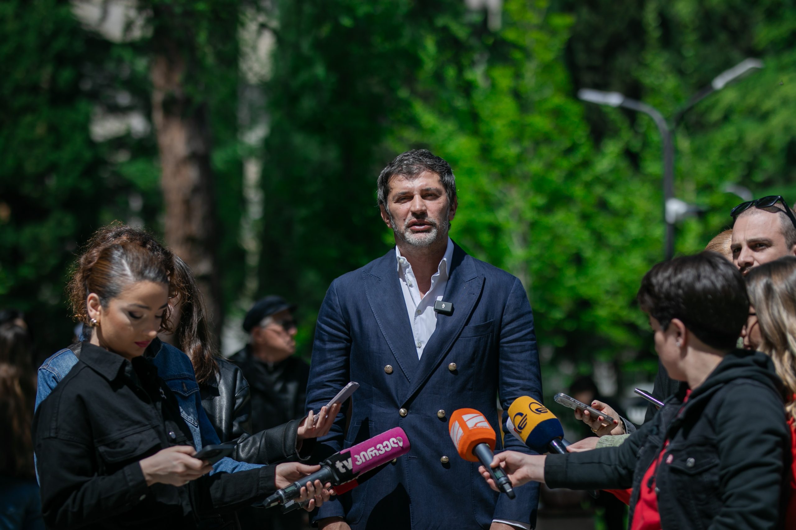 Frontnews - Similar news image
