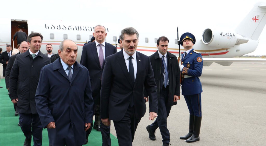 Frontnews - Similar news image